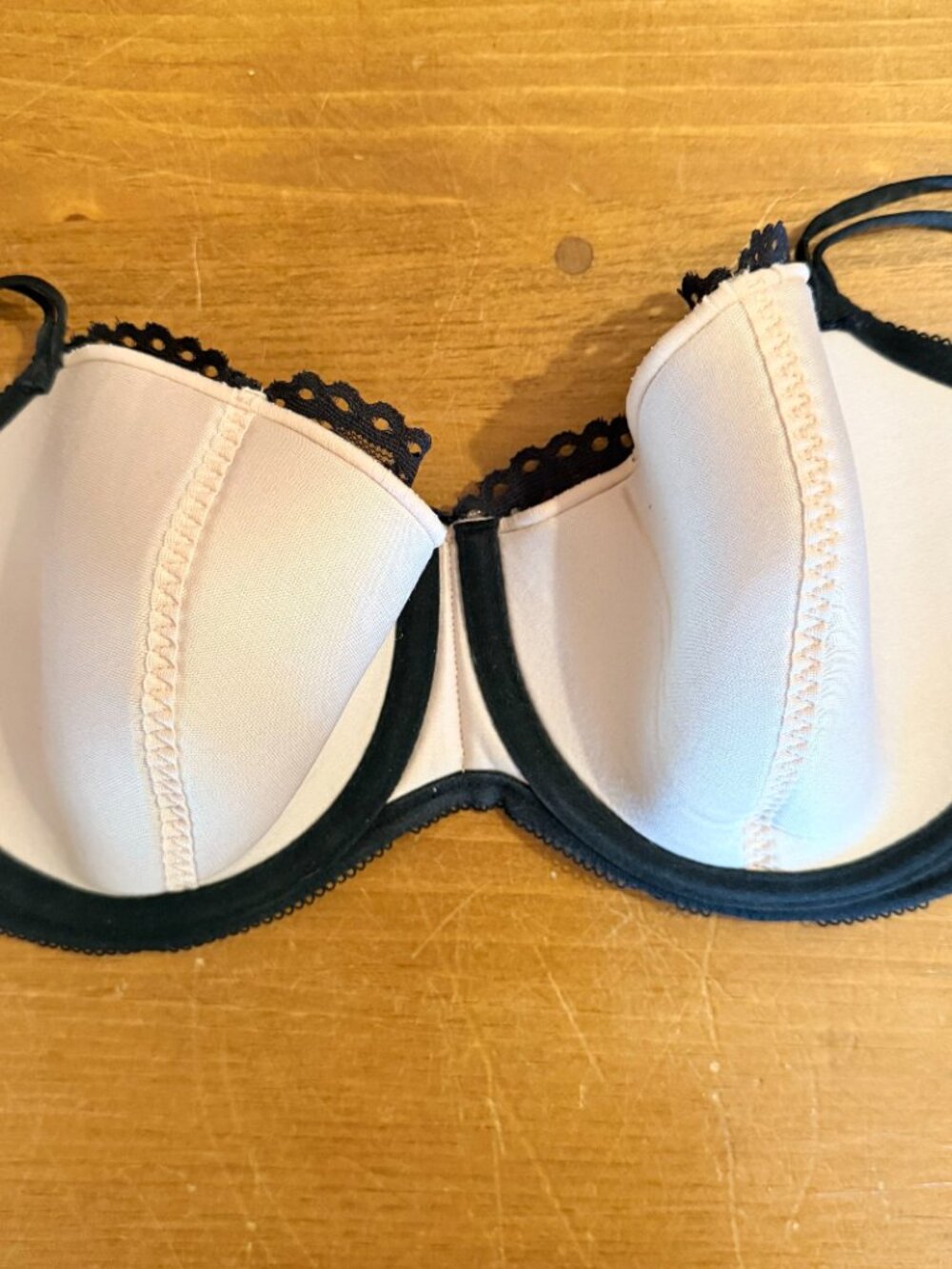 b.tempt’d by Wacoal Ciao Bella Lace Balconette Bra 38DD/38E Black - never worn - Picture 4 of 5